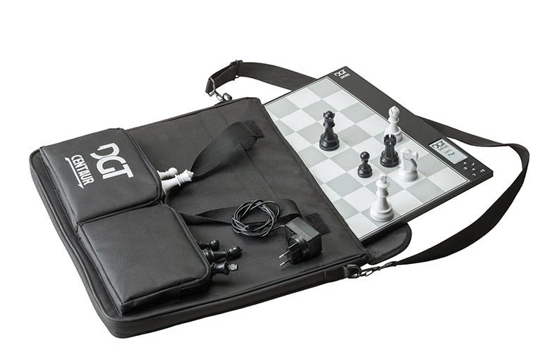 Ensemble jeu d'échecs Centaur + Housse de transport  - DGT