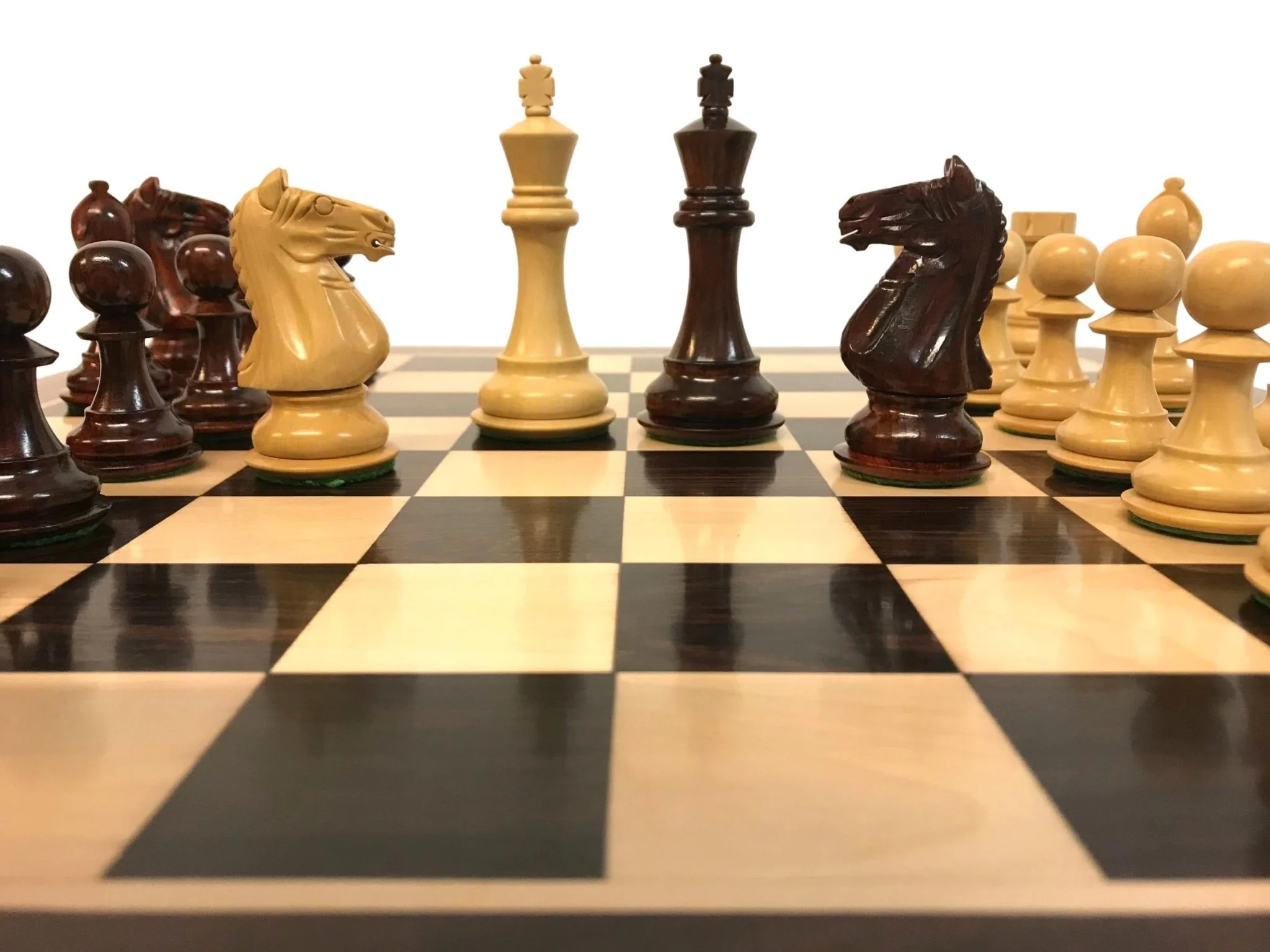 Ensemble jeu d'échecs Suprême en palissandre et sycomore - laqué - Pièces en bois de rose et Buis - Chopra - Image 7