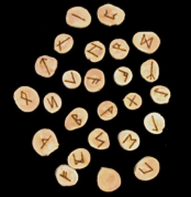Runes en Bois Massif